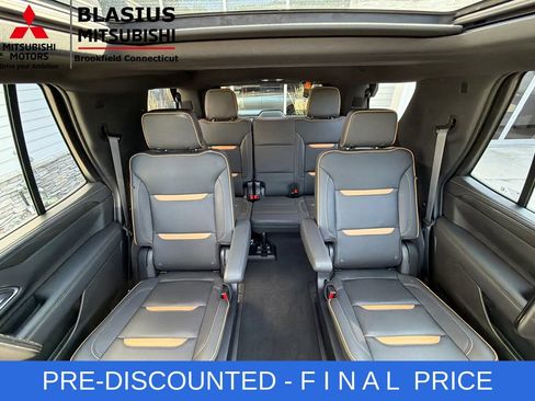 Used 2023 GMC Yukon AT4 w/ AT4 Premium Package AWD/4WD image 52