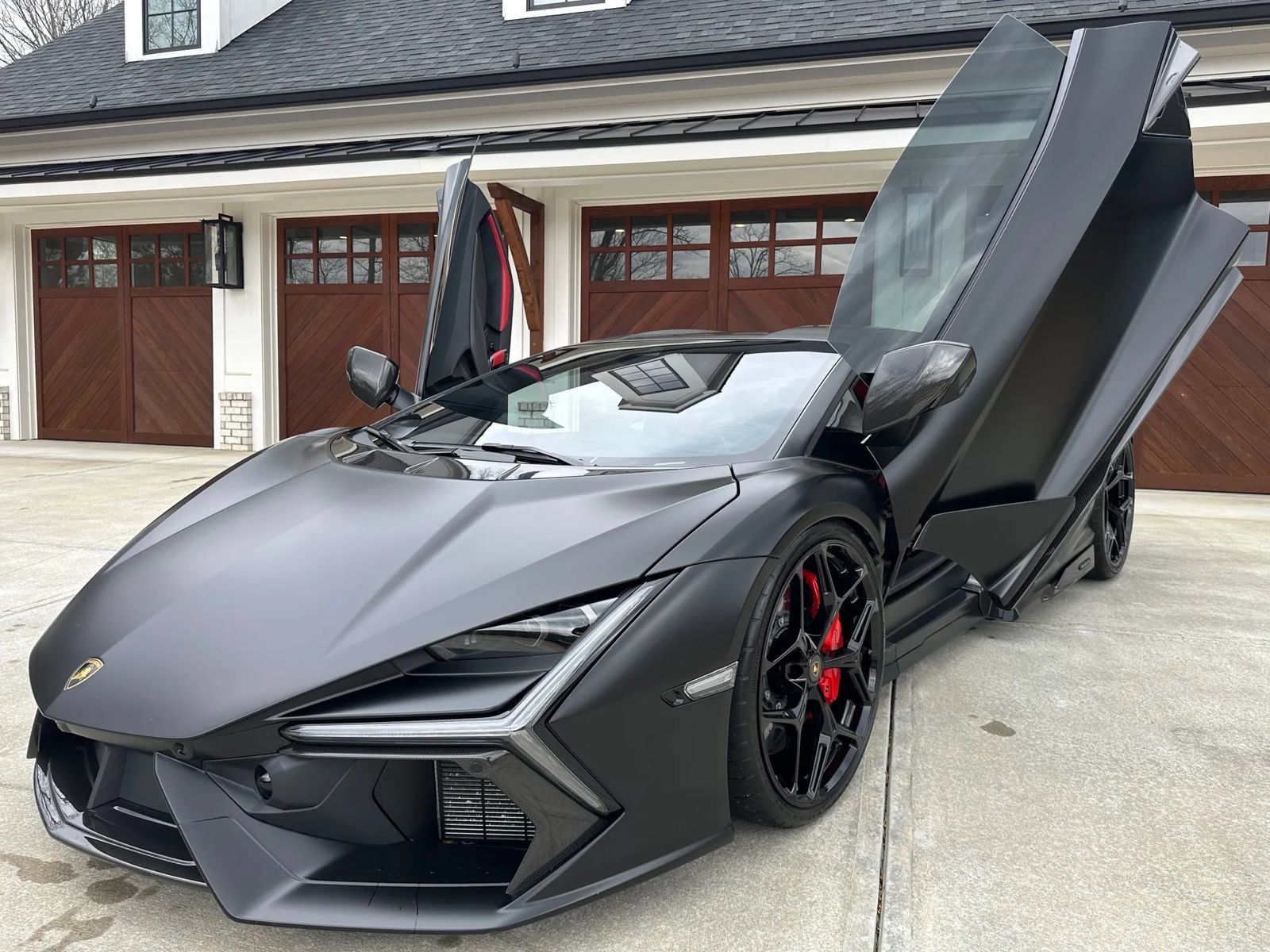 Used 2024 Lamborghini Revuelto AWD/4WD image 26