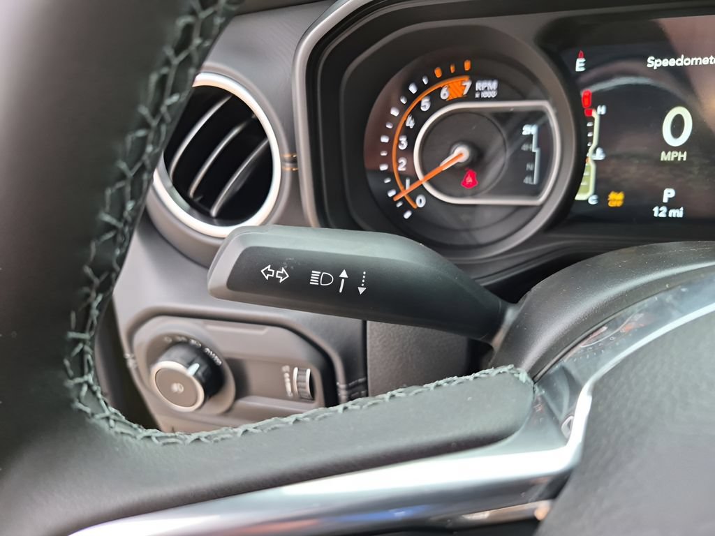 New 2026 Jeep Wrangler Unlimited Sahara AWD/4WD image 35