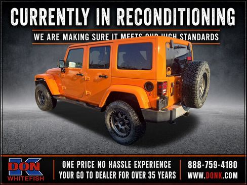 Used 2013 Jeep Wrangler Unlimited Sahara w/ Connectivity Group AWD/4WD image 4