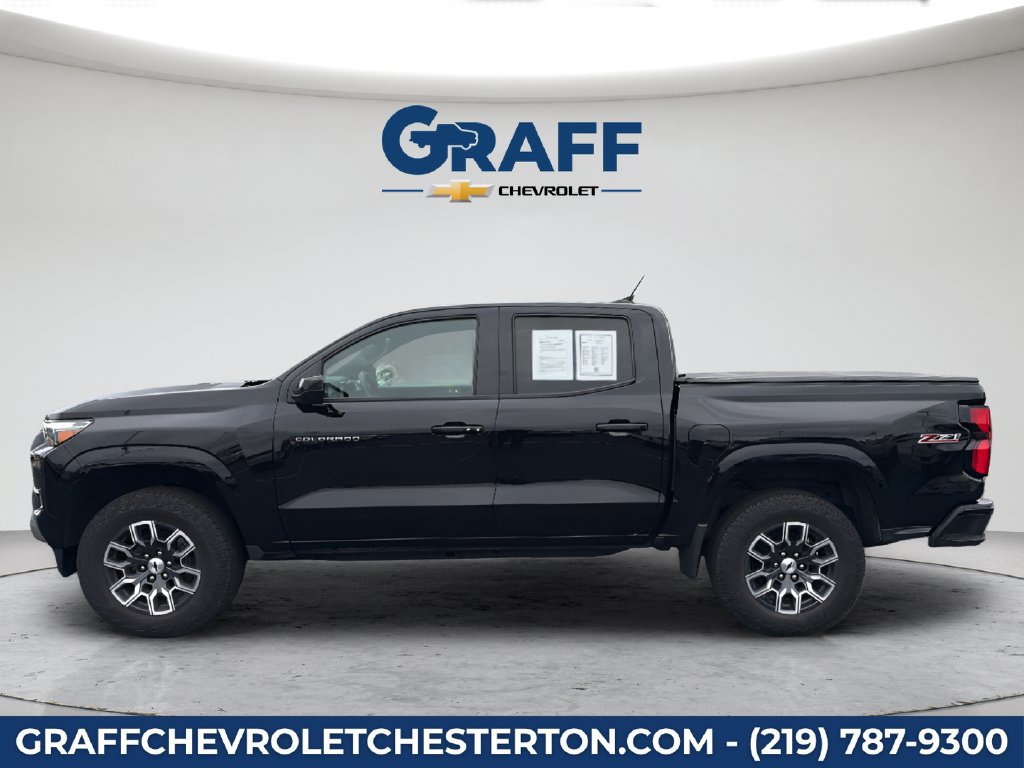 Used 2023 Chevrolet Colorado Z71 AWD/4WD image 3