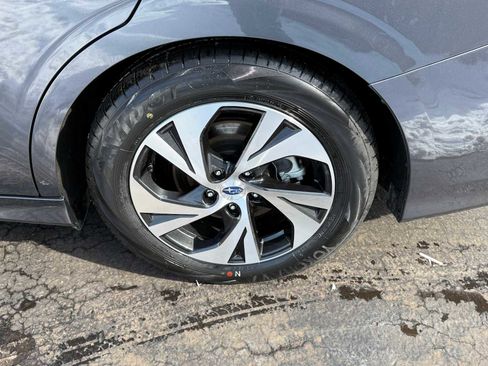 Certified 2025 Subaru Legacy Premium w/ Popular Package #1A image 9