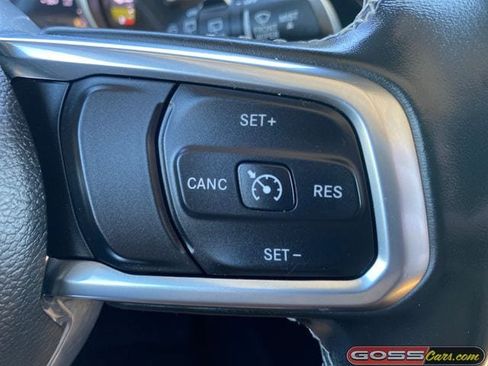 Used 2021 Jeep Wrangler Unlimited Sahara w/ Dual Top Group AWD/4WD image 19