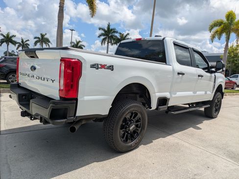 Used 2024 Ford F250 XL w/ XL Driver Assist Package AWD/4WD image 4