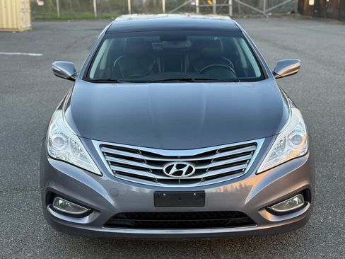 Used 2013 Hyundai Azera w/ Technology Pkg FWD image 2