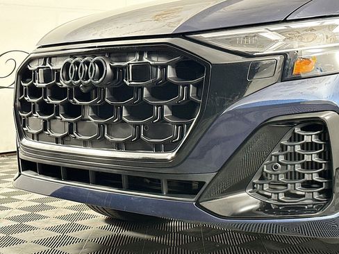 Used 2025 Audi Q8 Premium Plus w/ Premium Plus Package AWD/4WD image 34