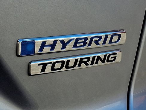 Used 2022 Honda CR-V Touring image 30