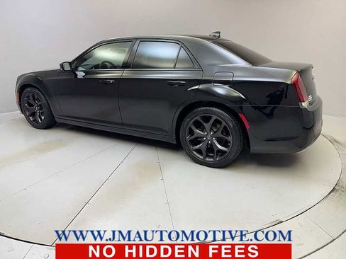 Used 2022 Chrysler 300 S image 3