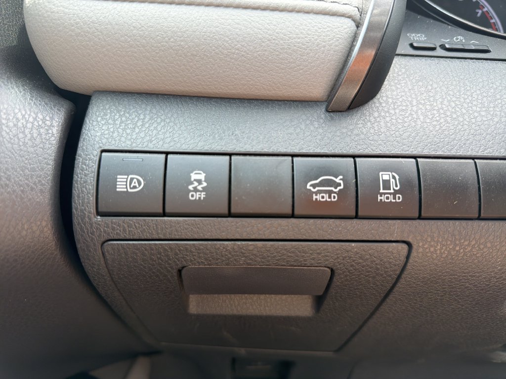 Used 2023 Toyota Camry SE FWD image 34