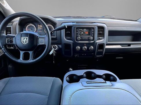 Used 2018 RAM 2500 Tradesman w/ Chrome Appearance Group AWD/4WD image 8
