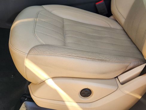 Used 2017 Mercedes-Benz GLS 450 4MATIC w/ Premium Package image 32