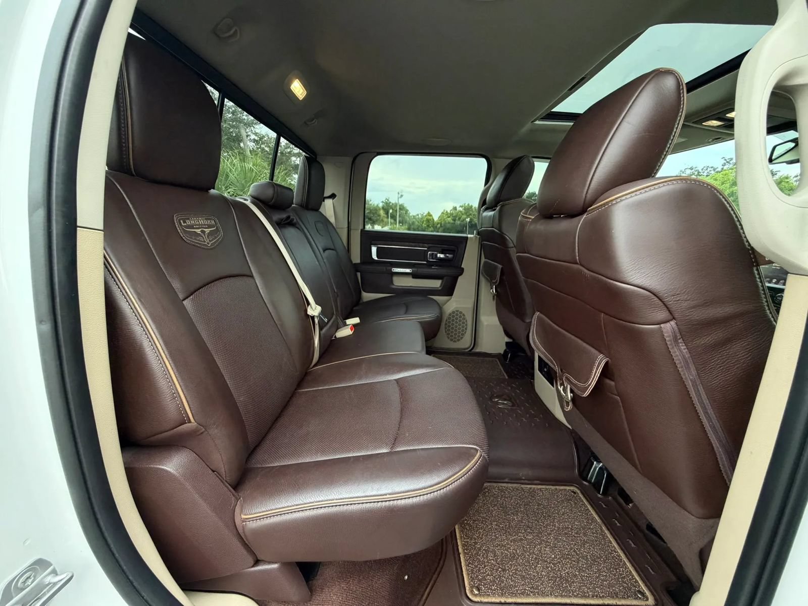 Used 2015 RAM 1500 Laramie Longhorn w/ Convenience Group AWD/4WD image 18