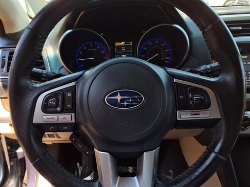 Used 2017 Subaru Outback 2.5i Limited AWD/4WD image 12