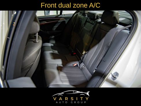 Used 2022 BMW 530i xDrive 530i xDrive w/ Convenience Package image 13