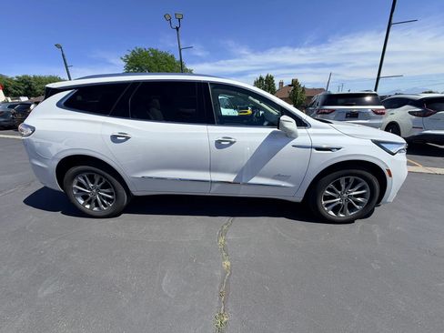 Used 2023 Buick Enclave Avenir w/ Avenir Technology Package AWD/4WD image 3