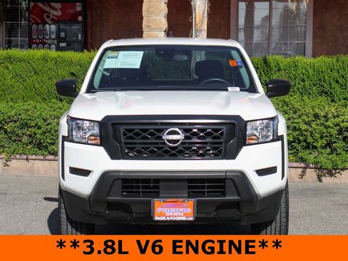 Used 2022 Nissan Frontier S image 3
