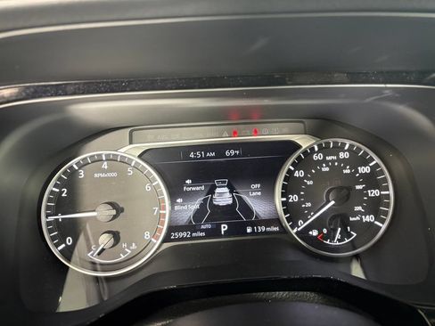 Used 2024 Nissan Pathfinder Rock Creek AWD/4WD image 15