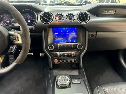 Used 2020 Ford Mustang Shelby GT500 w/ Technology Package image 19