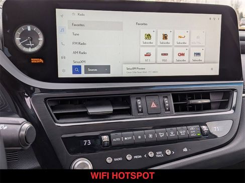 Used 2025 Lexus ES 350 350 Luxury w/ Accessory Package (Z2) image 6