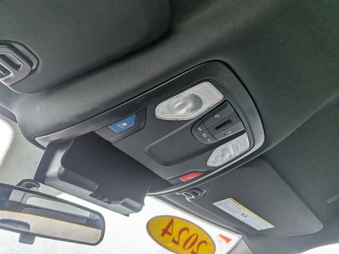 Used 2024 RAM 2500 Tradesman w/ Chrome Appearance Group image 29