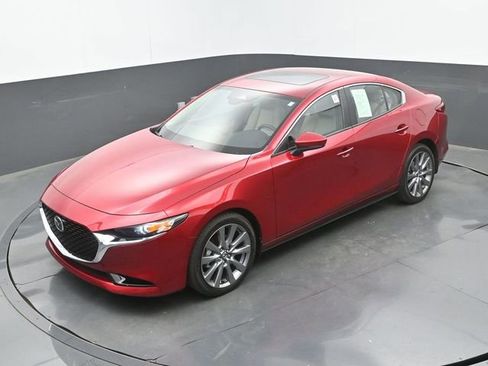 Used 2025 MAZDA MAZDA3 s image 31