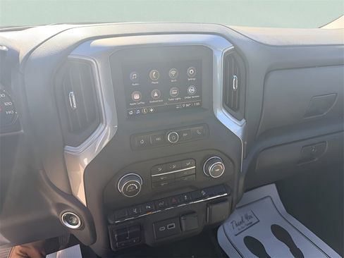 Used 2025 Chevrolet Silverado 2500 Custom w/ Custom Value Package image 20