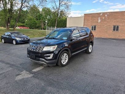 Used 2017 Ford Explorer XLT w/ Equipment Group 202A