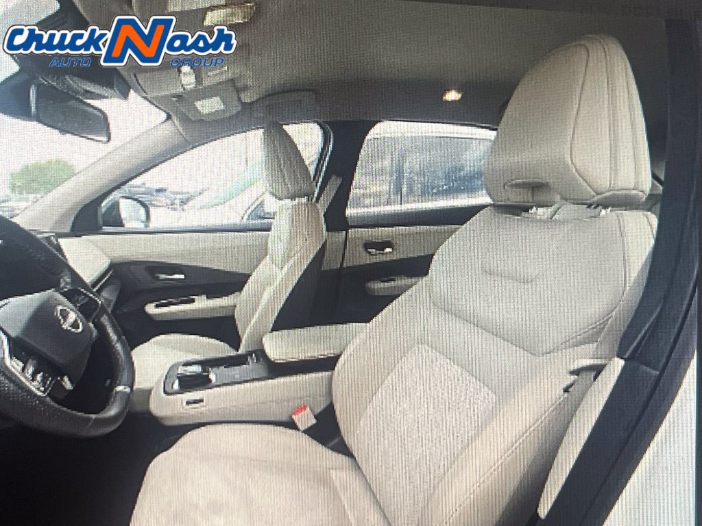 Used 2024 Nissan Ariya AWD image 5
