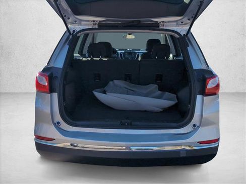Used 2018 Chevrolet Equinox LS image 7