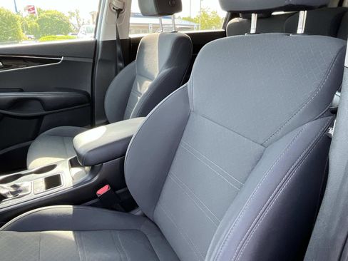 Used 2020 Kia Sorento LX FWD image 27