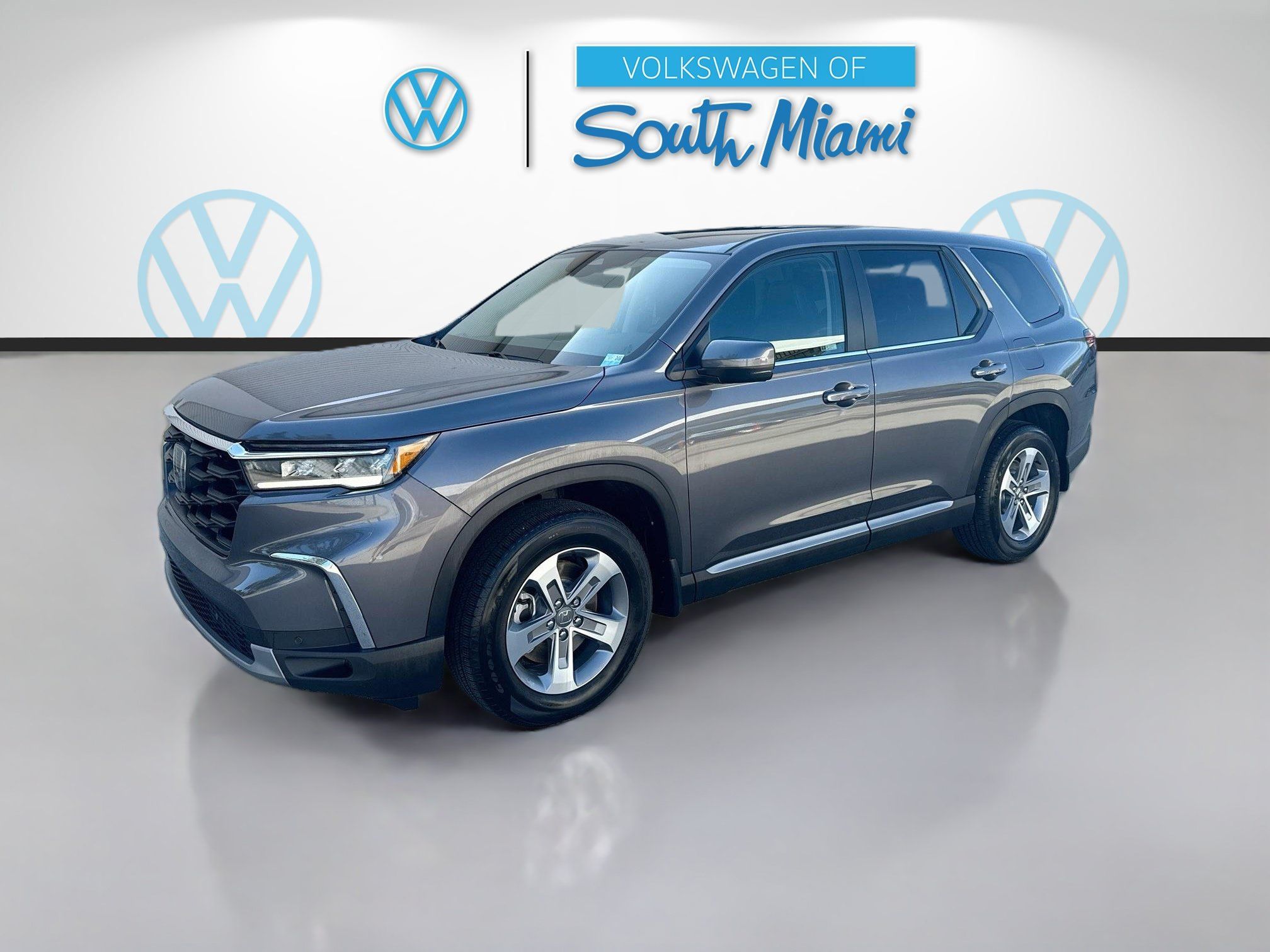 Used 2025 Honda Pilot EX-L image 3
