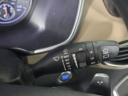Used 2022 Hyundai Santa Fe SEL image 32