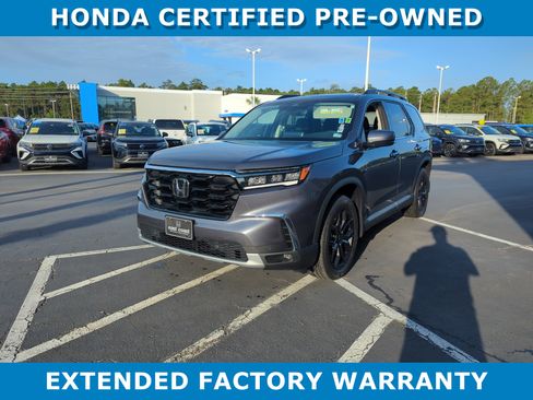 Certified 2025 Honda Pilot Touring image 1
