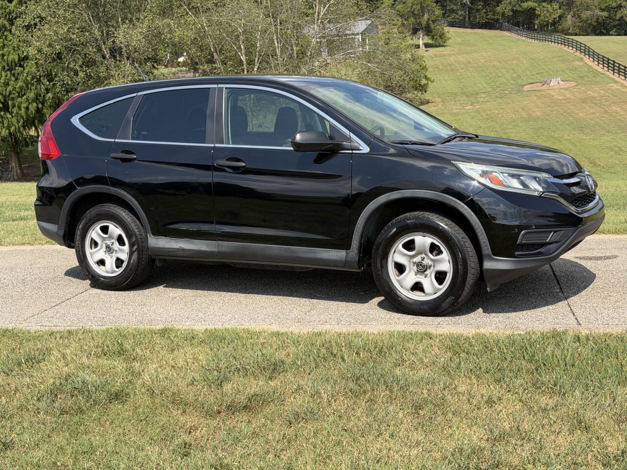 Used 2016 Honda CR-V LX image 17