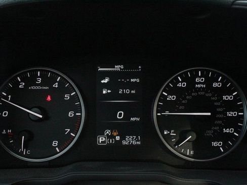 Certified 2024 Subaru Crosstrek 2.5i Limited w/ Crosstrek Mirror Package image 24