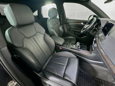 Used 2021 Audi Q5 2.0T Premium w/ Convenience Package image 31