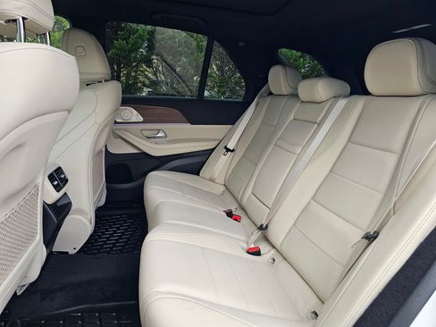 Used 2026 Mercedes-Benz GLE 350 4MATIC image 19