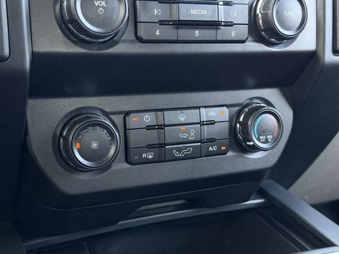 Used 2019 Ford F150 XL w/ Equipment Group 101A Mid RWD image 27