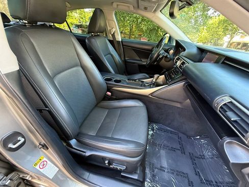 Used 2014 Lexus IS 250 image 10