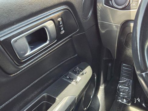 Used 2019 Ford Mustang Premium RWD image 22