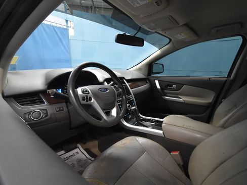 Used 2011 Ford Edge Limited FWD image 2