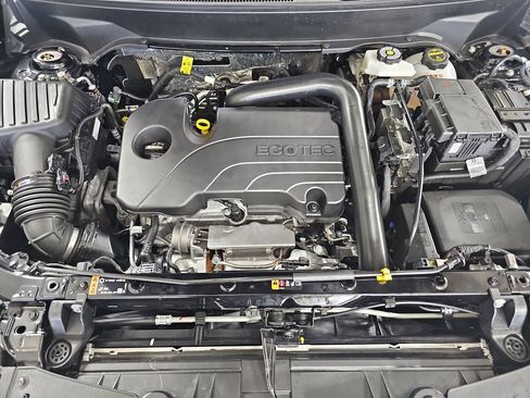 Certified 2024 Chevrolet Equinox LT AWD/4WD image 36