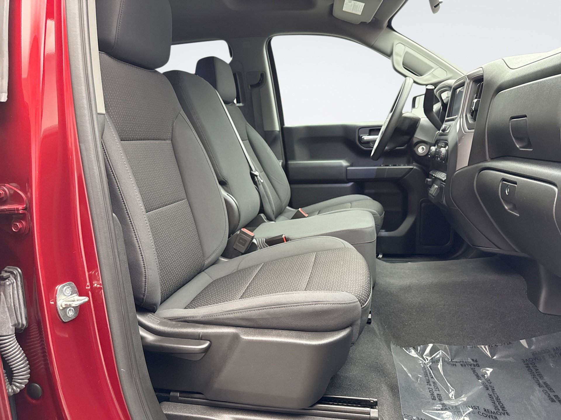 Used 2020 Chevrolet Silverado 1500 Custom w/ Custom Value Package AWD/4WD image 17