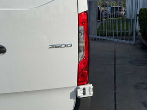 New 2025 Mercedes-Benz Sprinter 2500 image 13