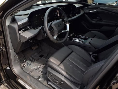 Used 2025 Audi A6 e-tron Premium Plus w/ Premium Plus RWD image 13