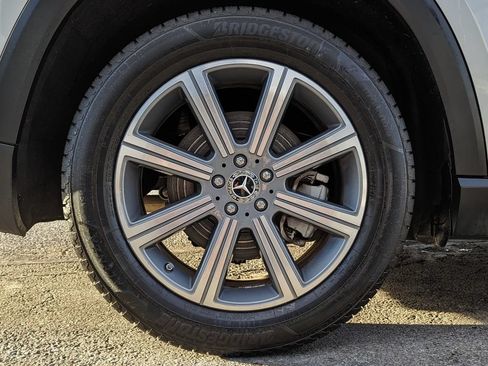 Used 2022 Mercedes-Benz GLS 450 4MATIC image 55