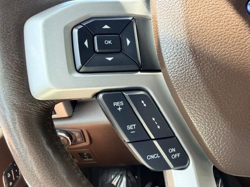 Used 2019 Ford F150 King Ranch w/ Equipment Group 601A Luxury AWD/4WD image 23