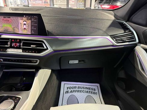 Used 2023 BMW X6 xDrive40i w/ M Sport Package image 22