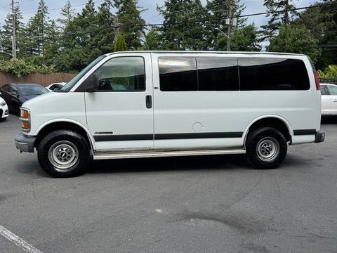 Used 2001 Chevrolet Express 3500 Passenger w/ LS Preferred Equipment Group RWD image 3