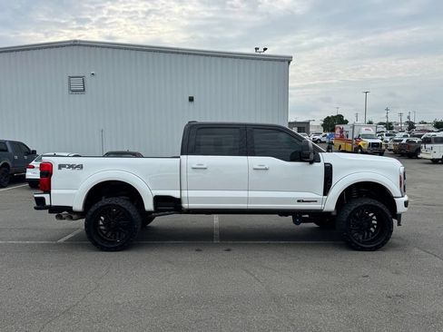 Used 2024 Ford F250 Lariat w/ Lariat Ultimate Package AWD/4WD image 8